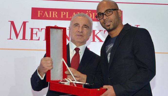 Metin Oktay Fair Play ödülü Fenerbahçe'ye gitti Metin Oktay Fair Play ödülü Fenerbahçe'ye gitti