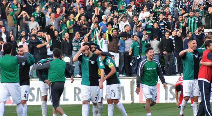 Denizlispor, evinde Orduspor'a boyun eğdi