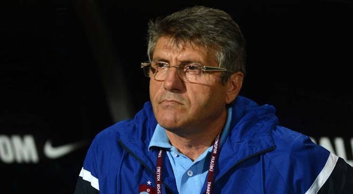 Mustafa Akçay'dan değişim sinyali Mustafa Akçay'dan değişim sinyali