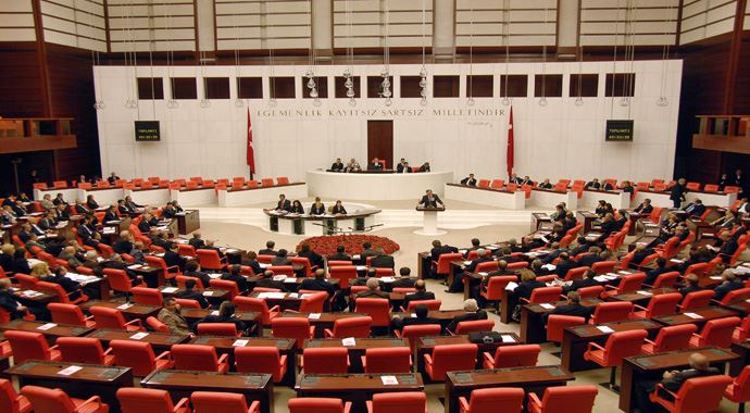 Vekiller bu yıl 775 milyar TL harcayacak Vekiller bu yıl 775 milyar TL harcayacak