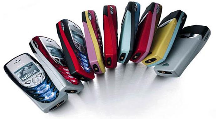 Akıllsız telefonlar kıymetlendi