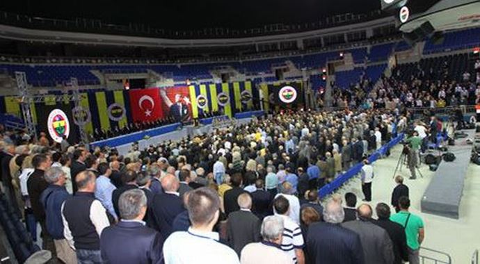 Fenerbahçe Kulübü olağanüstü genel kurula hazırlanıyor.