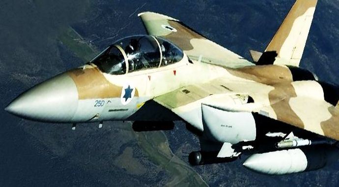 Suriye'nin askeri üssü İsrail tarafından vuruldu iddiası Suriye'nin askeri üssü İsrail tarafından vuruldu iddiası