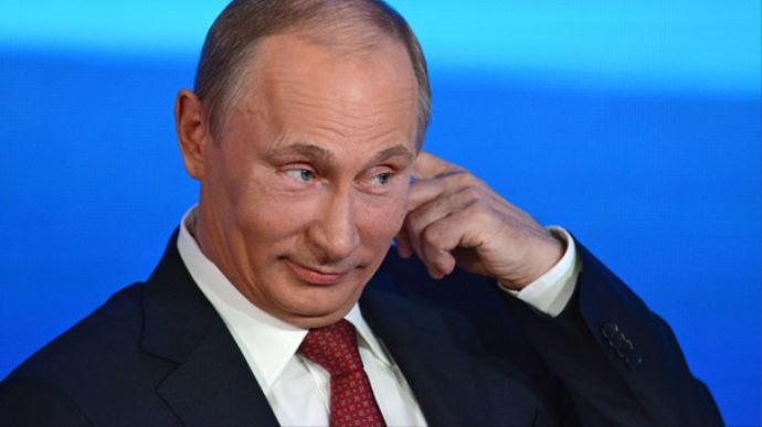 Putin açık mikrofon kurbanı oldu Putin açık mikrofon kurbanı oldu