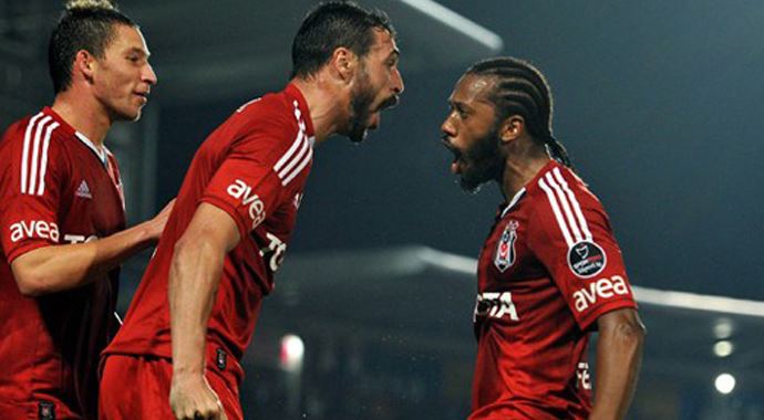 Beşiktaş, iki eksikle Eskişehir'e gitti Beşiktaş, iki eksikle Eskişehir'e gitti