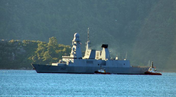 Fransa savaş gemisi Marmaris&#039;te