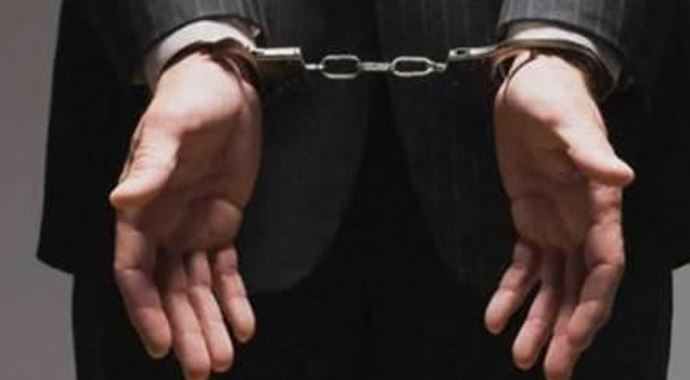 Bursa'da dolandırıcılık şebekesine baskın Bursa'da dolandırıcılık şebekesine baskın