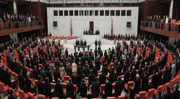 Anayasa komisyonu yenileniyor