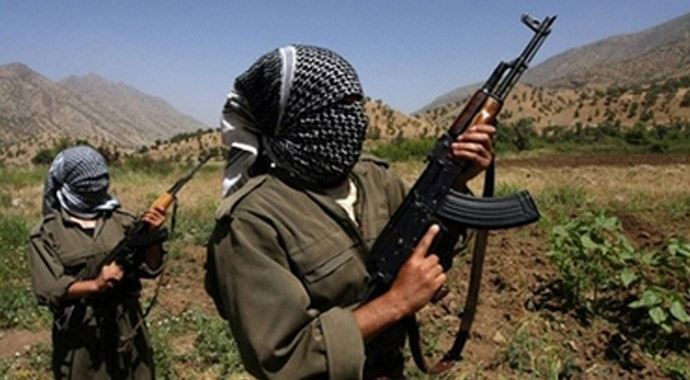 Genelkurmay, 'PKK'lılar bahşişle erzak aldırdı' Genelkurmay, 'PKK'lılar bahşişle erzak aldırdı'