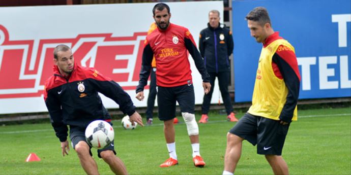 Akhisar maçı öncesi Galatasaray&#039;da şok