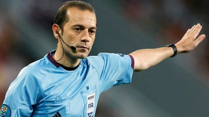 FIFA'dan Cüneyt Çakır'a yeni görev FIFA'dan Cüneyt Çakır'a yeni görev