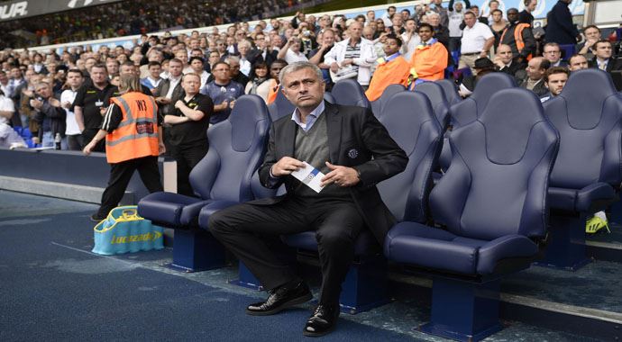 Jose Mourinho kendini kral ilan etti