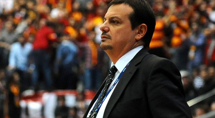 Ergin Ataman twitter üzerinden açıklama yaptı Ergin Ataman twitter üzerinden açıklama yaptı