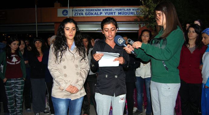 Canlarına tak etti, kızların taciz eylemi Canlarına tak etti, kızların taciz eylemi