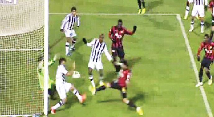 Çok tartışılacak, Penaltı mı değil mi Çok tartışılacak, Penaltı mı değil mi