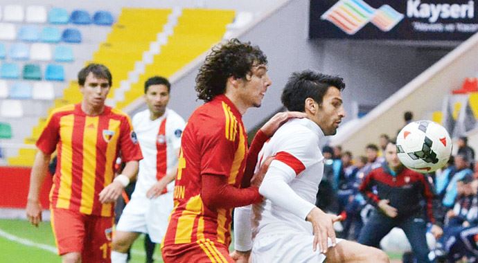 Gaziantep Mamur&#039;u koltuğundan etti 