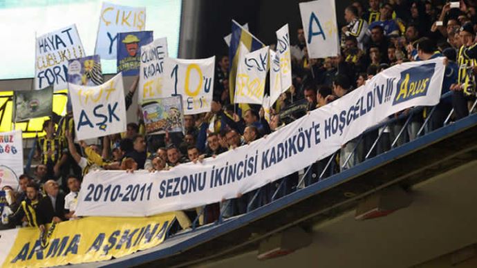 Fenerbahçe'den Trabzonspor'a 'şampiyon' göndermesi Fenerbahçe'den Trabzonspor'a 'şampiyon' göndermesi