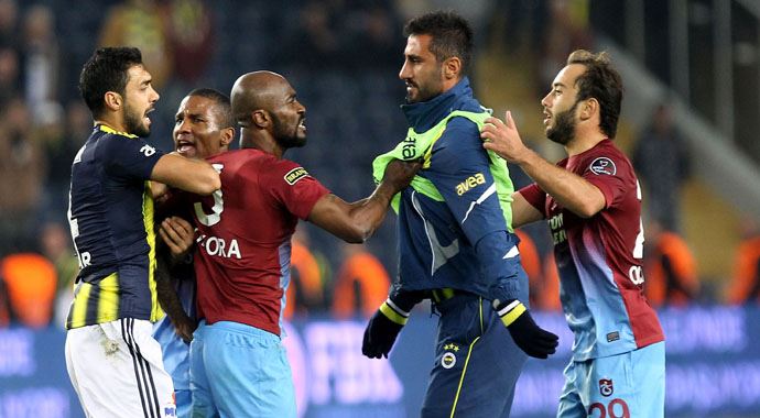 Fenerbahçe maçı sonrası &#039;Maçı kaça satın aldınız&#039; kavgası