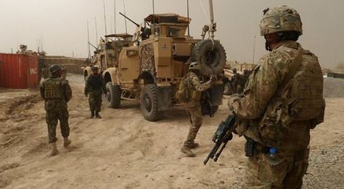Afganistan'da ABD askerlerine bombalı saldırı, 4 ölü Afganistan'da ABD askerlerine bombalı saldırı, 4 ölü