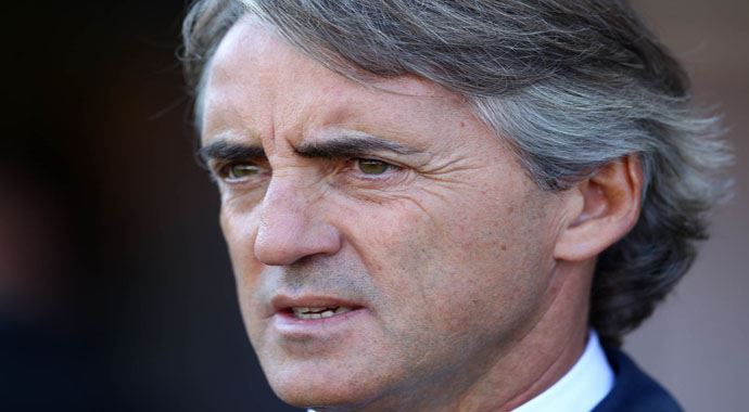 Mancini, Fatih Terim'i geride bıraktı