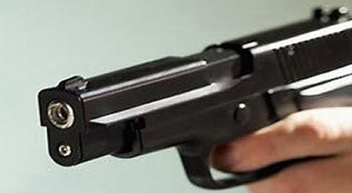 Sevdiği kızı vurup intihar etti Sevdiği kızı vurup intihar etti