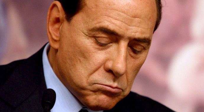 Berlusconi, 1 yıl boyunca WC temizleyecek