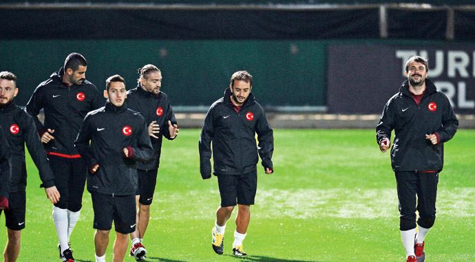 Kritik Estonya maçı öncesi havalar buz gibi