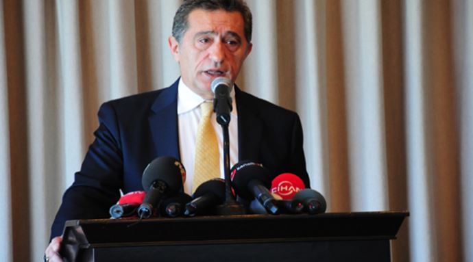Fenerbahçe'nin ilk resmi başkan adayı Yamen Uzun Fenerbahçe'nin ilk resmi başkan adayı Yamen Uzun