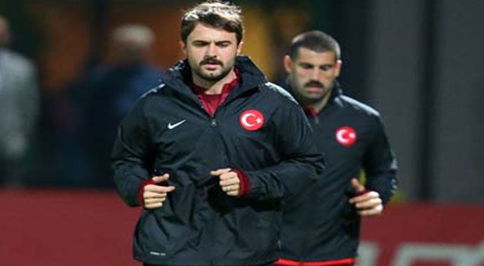 Volkan ile Onur, kavganın ardından ilk kez bir arada Volkan ile Onur, kavganın ardından ilk kez bir arada