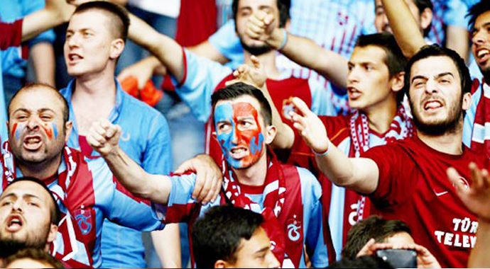 Trabzonspor taraftarları ayaklandı