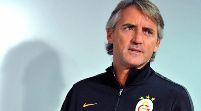 Mancini 3 yabancıya yol verecek Mancini 3 yabancıya yol verecek