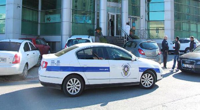 Esenyurt'ta banka soygunu Esenyurt'ta banka soygunu
