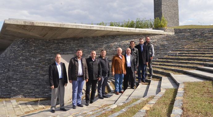 Hira mağrasından esinlenilen cami açılıyor Hira mağrasından esinlenilen cami açılıyor