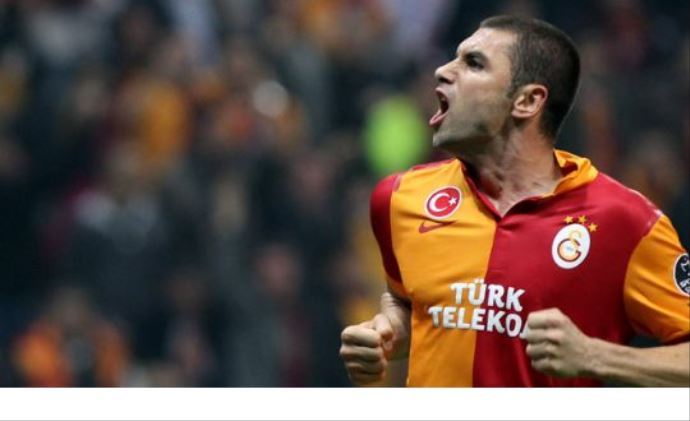 Burak Yılmaz Galatasaray'dan ayrılıp Chelsea'ye mi gidiyor Burak Yılmaz Galatasaray'dan ayrılıp Chelsea'ye mi gidiyor