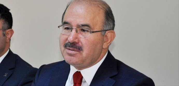Hüseyin Çelik&#039;ten &#039;dekolte&#039; açıklaması, &#039;İfade özgürlüğüm&#039;