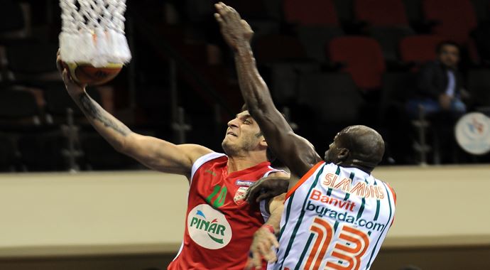 Pınar Karşıyaka 80-62 Banvit Pınar Karşıyaka 80-62 Banvit