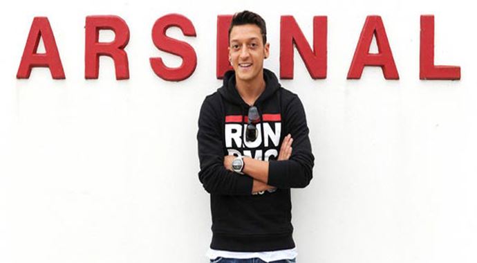 Bergkamp'tan Özil'e övgü Bergkamp'tan Özil'e övgü
