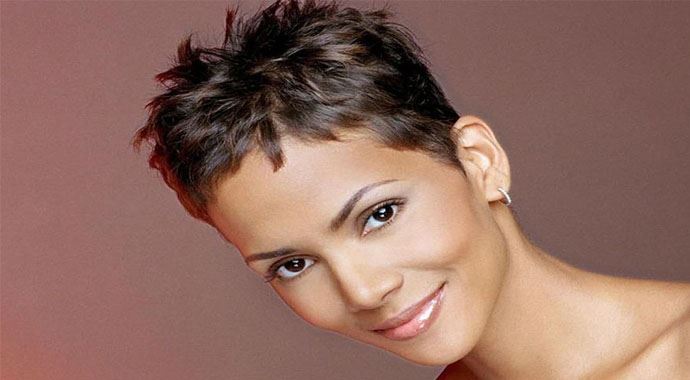 Halle Berry kadın astronotu canlandıracak Halle Berry kadın astronotu canlandıracak