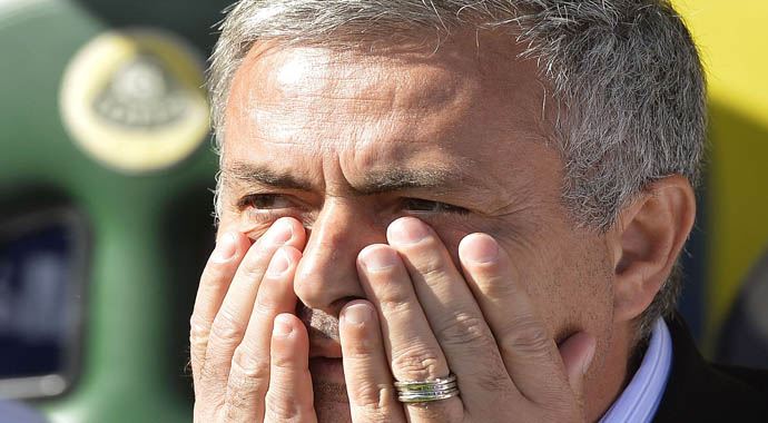 Elmander'in yedek kulübesinde olması Mourinho'yu şaşırtmış