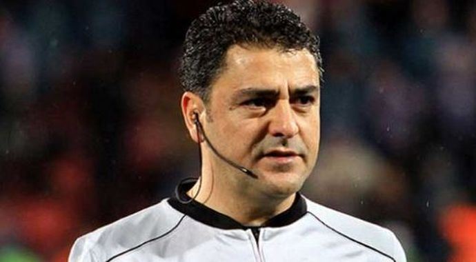 Bülent Yıldırım'a FIFA'dan görec