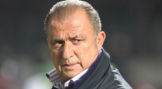 Galatasaray Divan Kurulu'nda 'eleman' polemiği Galatasaray Divan Kurulu'nda 'eleman' polemiği
