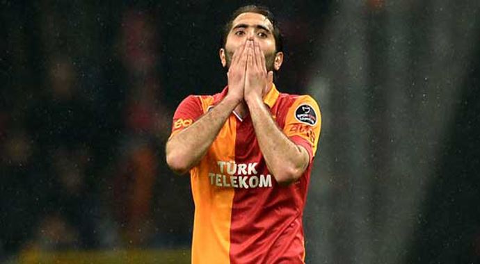 Hamit Altıntop'tan taraftarı sevindirecek haber Hamit Altıntop'tan taraftarı sevindirecek haber
