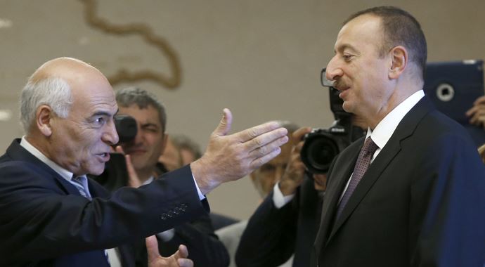 Aliyev 3. kez Cumhurbaşkanı Aliyev 3. kez Cumhurbaşkanı