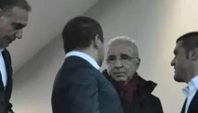 Mağlubiyet sonrası Galatasaray'da olağanüstü toplantı Mağlubiyet sonrası Galatasaray'da olağanüstü toplantı