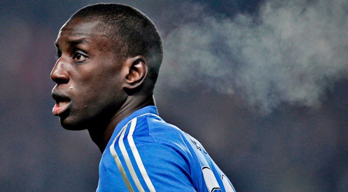 Demba Ba Saraçoğlunda'ydı Demba Ba Saraçoğlunda'ydı
