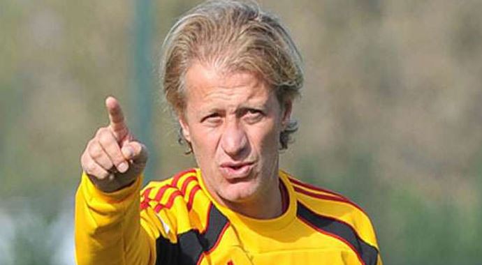 Tugay Kerimoğlu'nu çileden çıkardı Tugay Kerimoğlu'nu çileden çıkardı