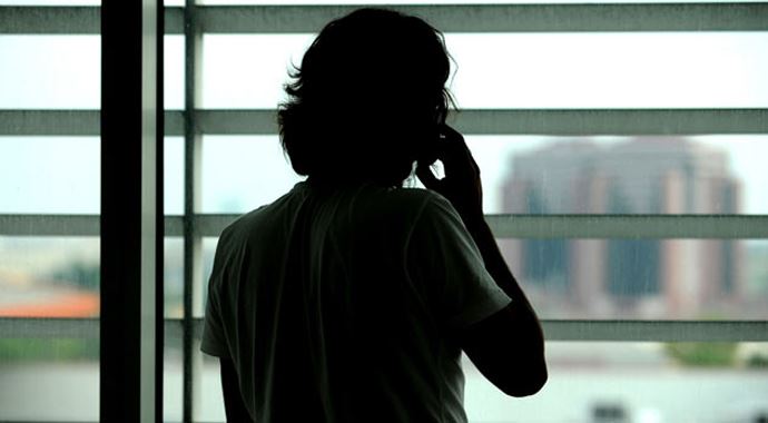 Kapalı alanda cep telefonu baz istasyonundan zararlı Kapalı alanda cep telefonu baz istasyonundan zararlı