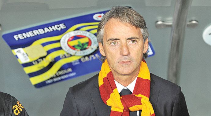 Roberto Mancini'ye göre derbide kırılma anı Roberto Mancini'ye göre derbide kırılma anı