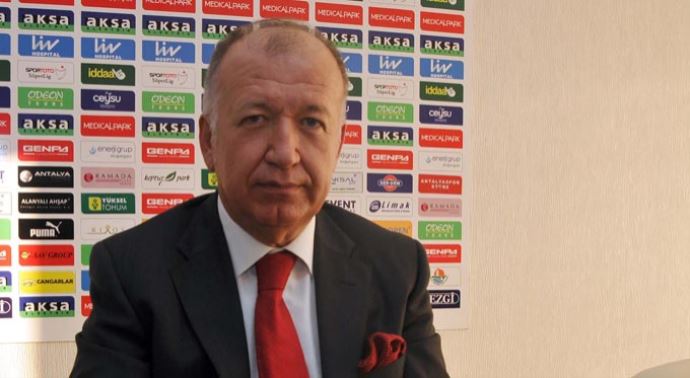 'Mehmet Sedef ikinci yarıda sahalara dönecek' 'Mehmet Sedef ikinci yarıda sahalara dönecek'