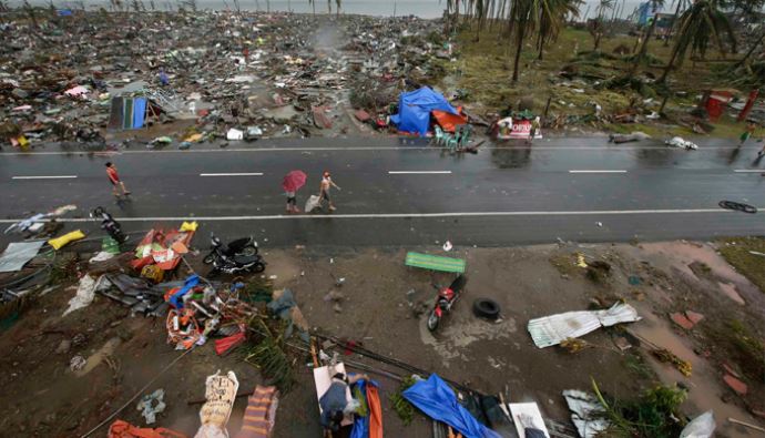 ABD, Filipinler'e arama kurtarma için yardım gönderiyor ABD, Filipinler'e arama kurtarma için yardım gönderiyor